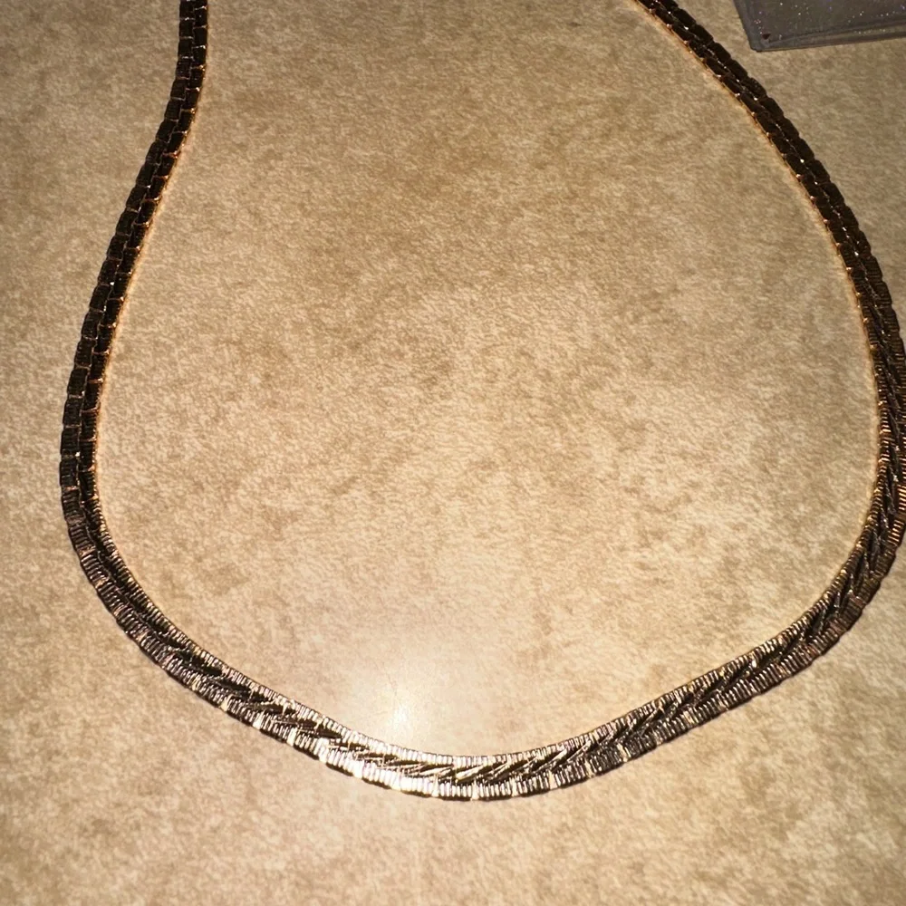 By Alexa Rae necklace - Picture 3 of 3